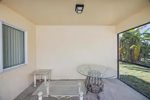 11239 Southwind Lake Dr, Gibsonton, FL 33534 - Photo 20