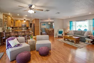 12802 N 53rd St, Temple Terrace, FL 33617 - Photo 8