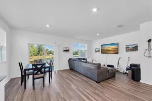 6272 Bucket Ct, Gibsonton, FL 33534 - Photo 6