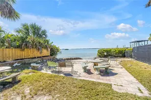 8261 28th Ave N, Saint Petersburg, FL 33710 - Photo 46