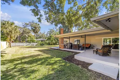 8261 28th Avenue N, Saint Petersburg, FL 33710 - Photo 4