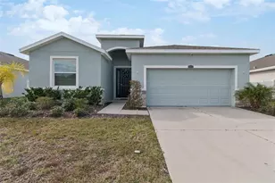 7139 Steer Blade Dr, Zephyrhills, FL 33541 - Photo 2