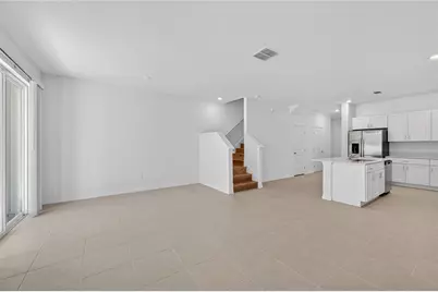 3346 Lapis Lake Dr, Zephyrhills, FL 33541 - Photo 6