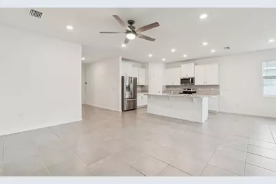 7139 Steer Blade Drive, Zephyrhills, FL 33541 - Photo 16