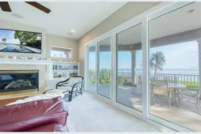 5918 Bahama Shores Drive S, Saint Petersburg, FL 33705 - Photo 24