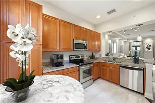 2217 Soho Bay Ct, Tampa, FL 33606 - Photo 6