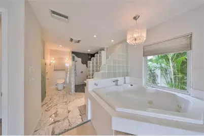 6429 Lake Sunrise Drive, Apollo Beach, FL 33572 - Photo 18