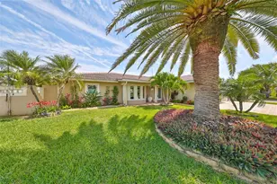 6429 Lake Sunrise Dr, Apollo Beach, FL 33572 - Photo 2