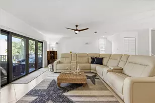 501 Sandy Hook Rd, Treasure Island, FL 33706 - Photo 16