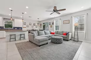 8213 Barnside View Ln, Gibsonton, FL 33534 - Photo 8