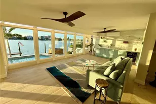 812 Island Way, Clearwater Beach, FL 33767 - Photo 40