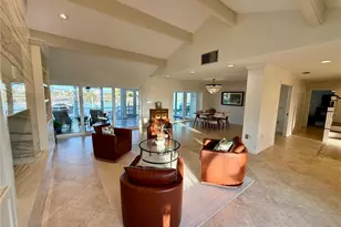 812 Island Way, Clearwater Beach, FL 33767 - Photo 14