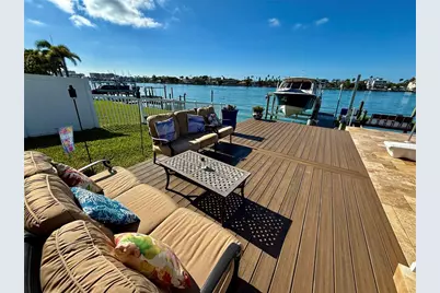 812 Island Way, Clearwater Beach, FL 33767 - Photo 60