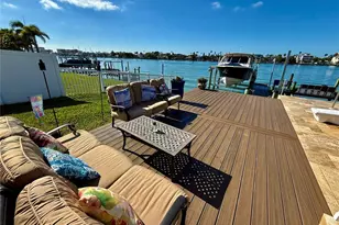 812 Island Way, Clearwater Beach, FL 33767 - Photo 60