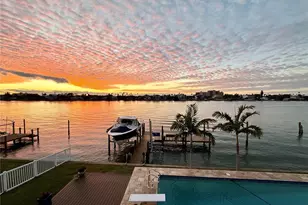 812 Island Way, Clearwater Beach, FL 33767 - Photo 50