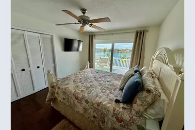 812 Island Way, Clearwater Beach, FL 33767 - Photo 98