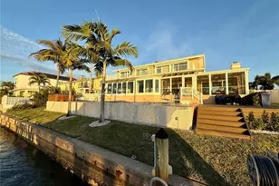 812 Island Way, Clearwater Beach, FL 33767 - Photo 68