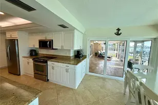 812 Island Way, Clearwater Beach, FL 33767 - Photo 34