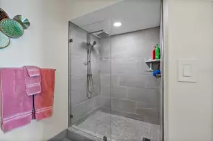 6001 Bahia Del Mar Cir, Saint Petersburg, FL 33715 - Photo 22