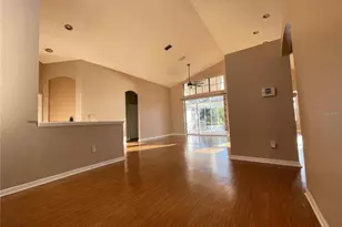 10205 Quails Landing Ave, Tampa, FL 33647 - Photo 6