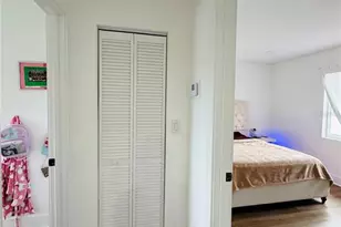 8705 Tahiti Ln, Tampa, FL 33615 - Photo 40