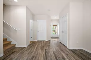 1875 Sommarie Wy, Tarpon Springs, FL 34689 - Photo 12