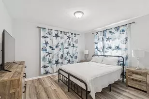 2810 W Silver Lake Ave, Tampa, FL 33614 - Photo 24