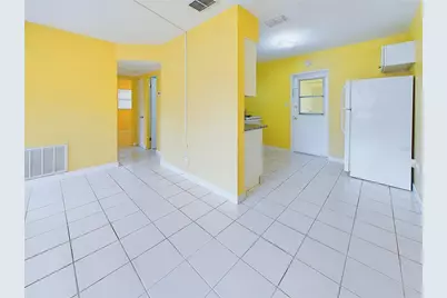 7800 46th Way N, Pinellas Park, FL 33781 - Photo 4