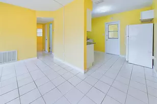 7800 46th Way N, Pinellas Park, FL 33781 - Photo 4