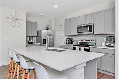 9744 Crescent Ray Drive, Wesley Chapel, FL 33545 - Photo 12