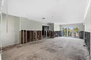 244 145th Ave E, Madeira Beach, FL 33708 - Photo 4