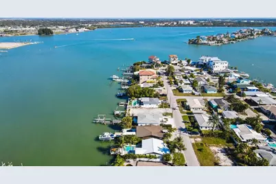 244 145th Avenue E, Madeira Beach, FL 33708 - Photo 30