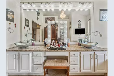 5516 Frontier Drive, Zephyrhills, FL 33540 - Photo 22