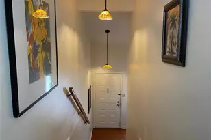 11450 Harbor Way, Largo, FL 33774 - Photo 4