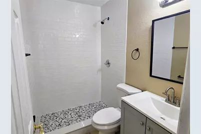 2221 E Annie Street, Tampa, FL 33612 - Photo 12