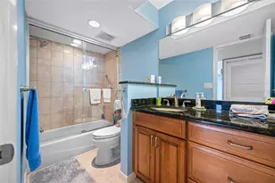 7600 Bayshore Dr, Treasure Island, FL 33706 - Photo 28