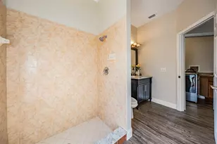 8685 Bayou Way N, Pinellas Park, FL 33782 - Photo 48