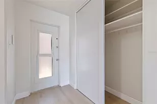 750 Burlington Ave N, Saint Petersburg, FL 33701 - Photo 14