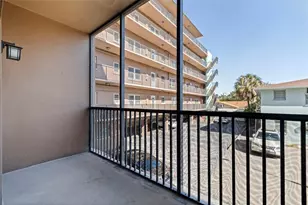 750 Burlington Ave N, Saint Petersburg, FL 33701 - Photo 28