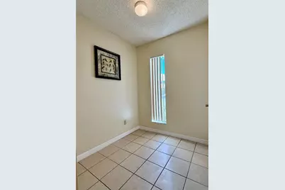 1422 Highland Ridge Circle, Brandon, FL 33510 - Photo 2