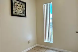 1422 Highland Ridge Cir, Brandon, FL 33510 - Photo 2