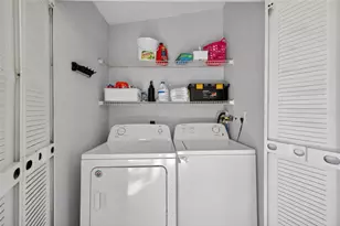 9883 88th Way, Seminole, FL 33777 - Photo 20