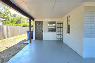 1018 60th Ave N, Saint Petersburg, FL 33703 - Photo 2