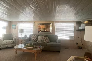 1710 7th Street SW, Ruskin, FL 33570 - Photo 4