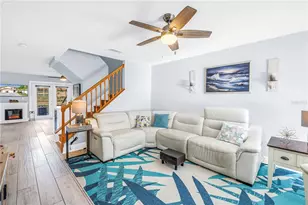 8985 Antigua Dr, Seminole, FL 33777 - Photo 4