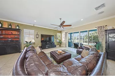 613 Manns Harbor Drive, Apollo Beach, FL 33572 - Photo 12