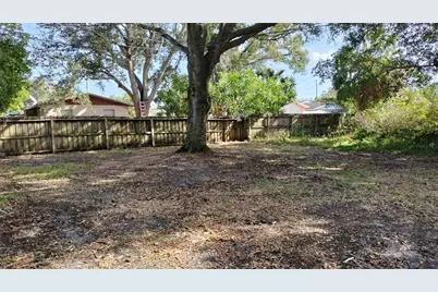 7471 35th Street N, Pinellas Park, FL 33781 - Photo 18