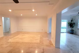 356 Overbrook Dr E, Largo, FL 33770 - Photo 4