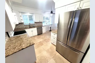 356 Overbrook Drive E, Largo, FL 33770 - Photo 8