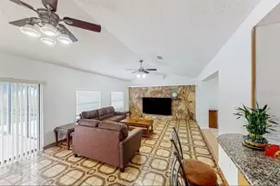 6223 Travis Blvd, Tampa, FL 33610 - Photo 2